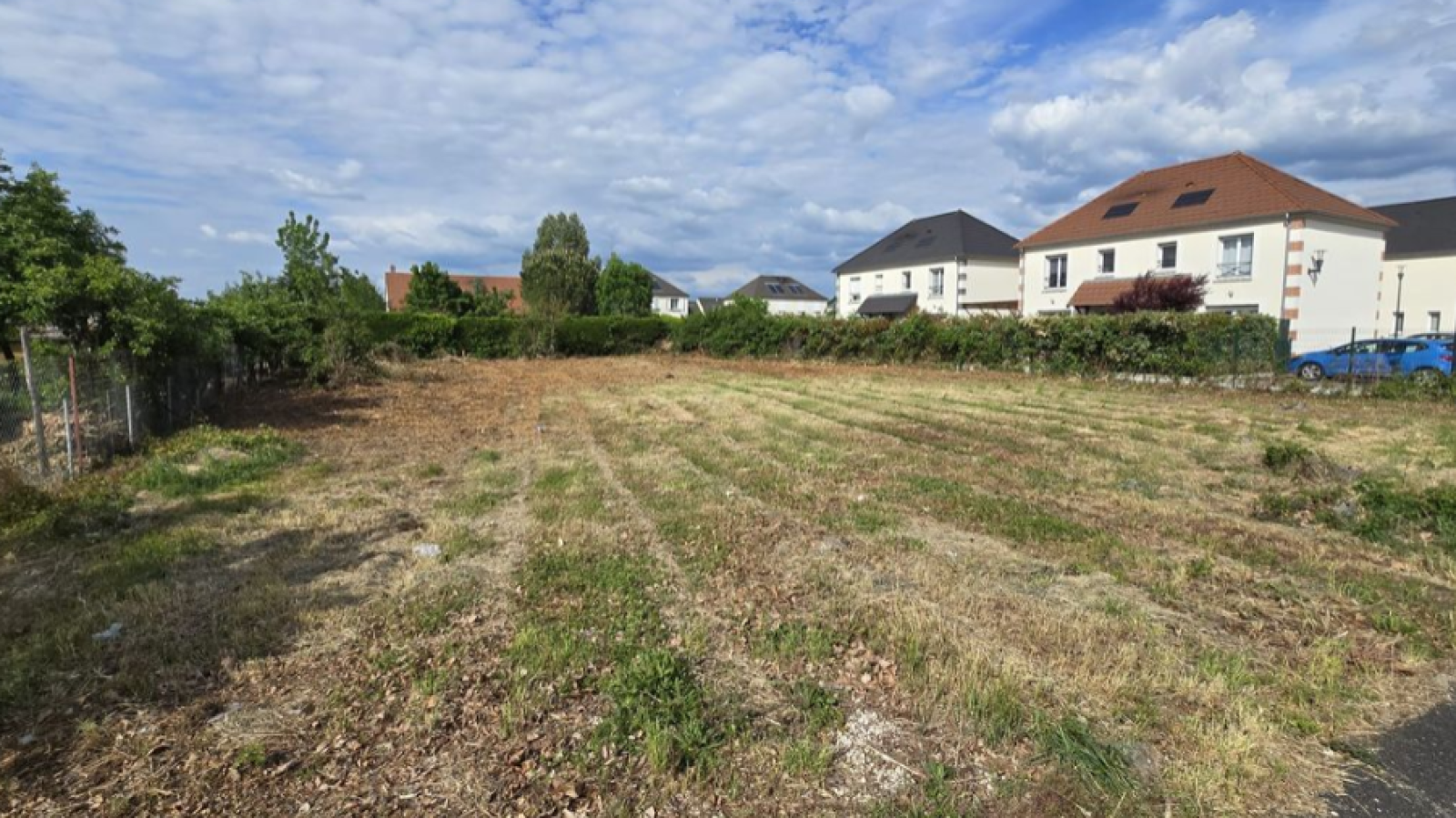 Terrain constructible de 546m2 à Saint-Denis-en-Val