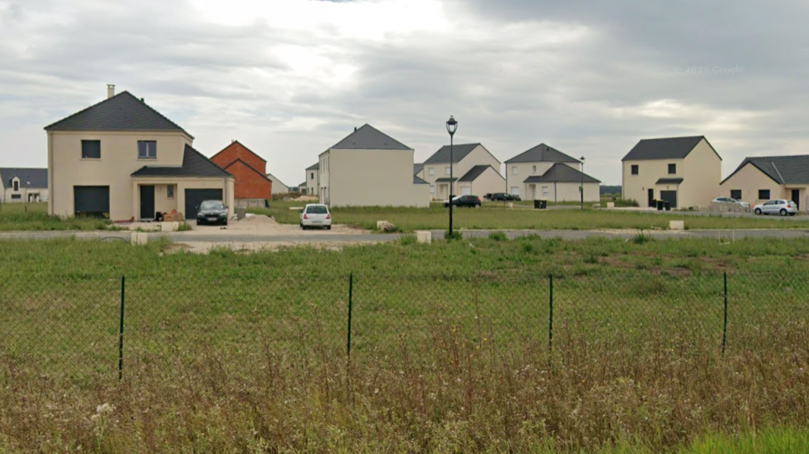 Terrain constructible de 442m2 à Gidy