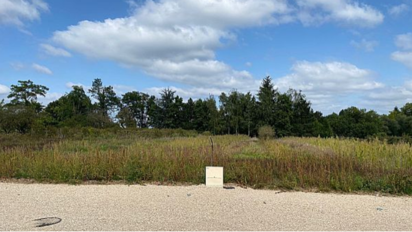 Terrain constructible de 690m2 à Cercottes