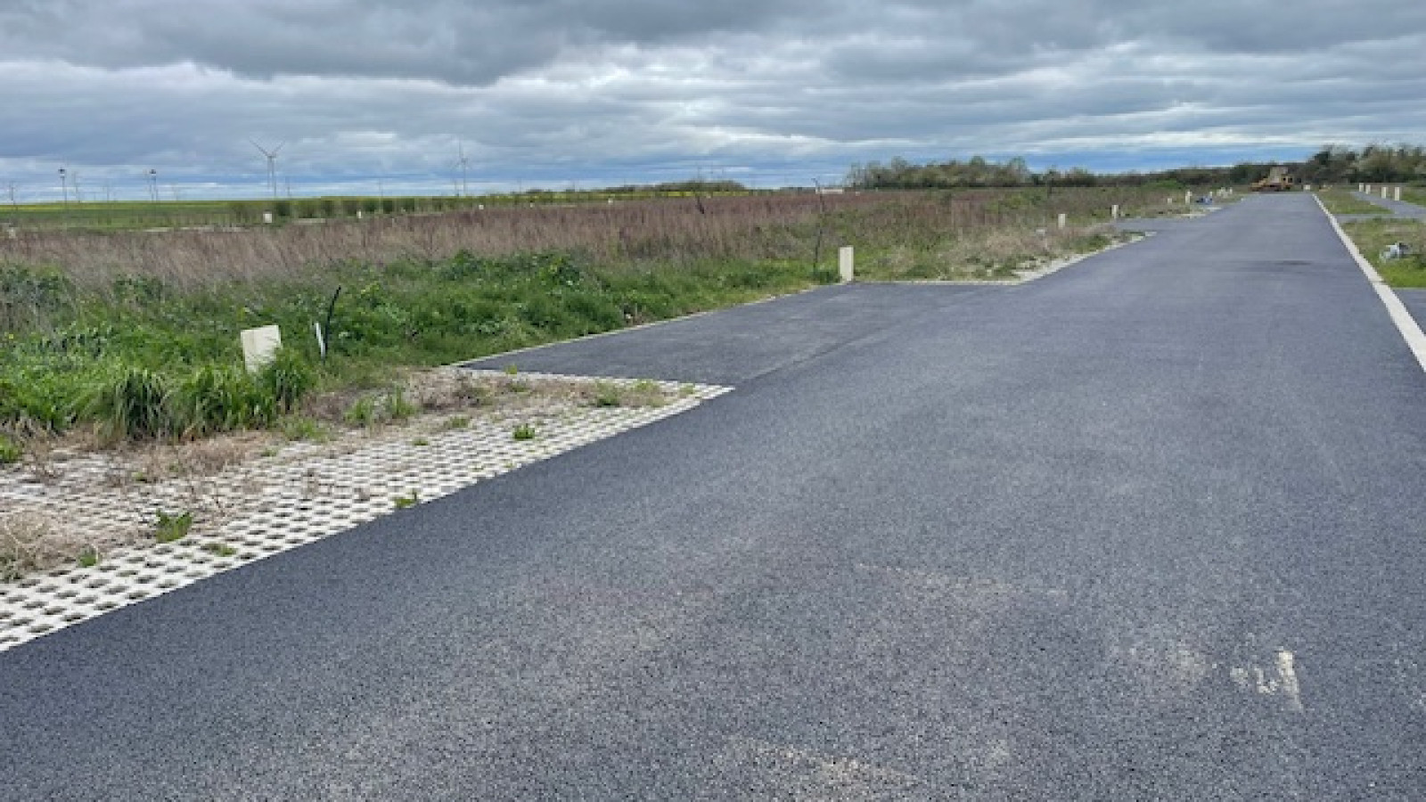 Terrain constructible de 622m2 à Fresnay-l'Évêque