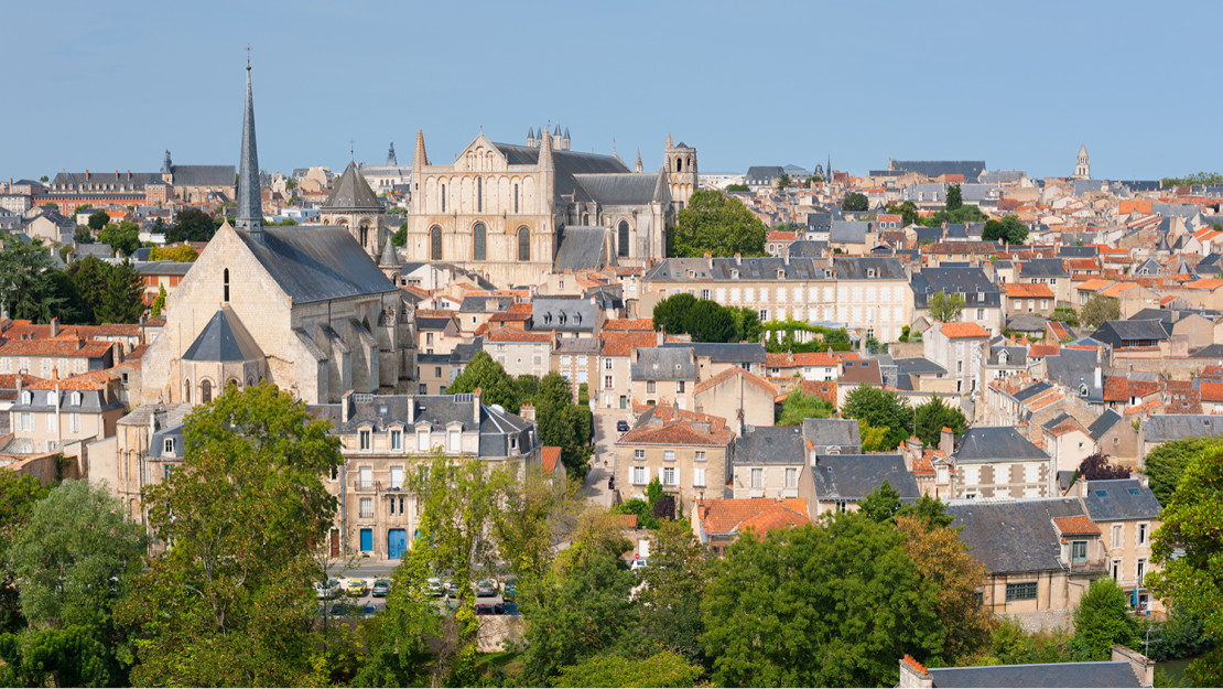 Votre constructeur de maison à Poitiers Maisons Ericlor - 2