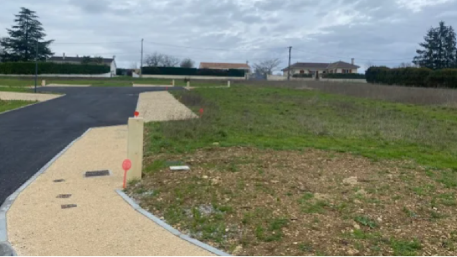 Terrain constructible de 580m2 à Beaugency