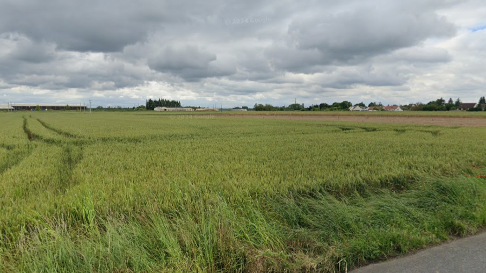 Terrain constructible de 356m2 à Baule