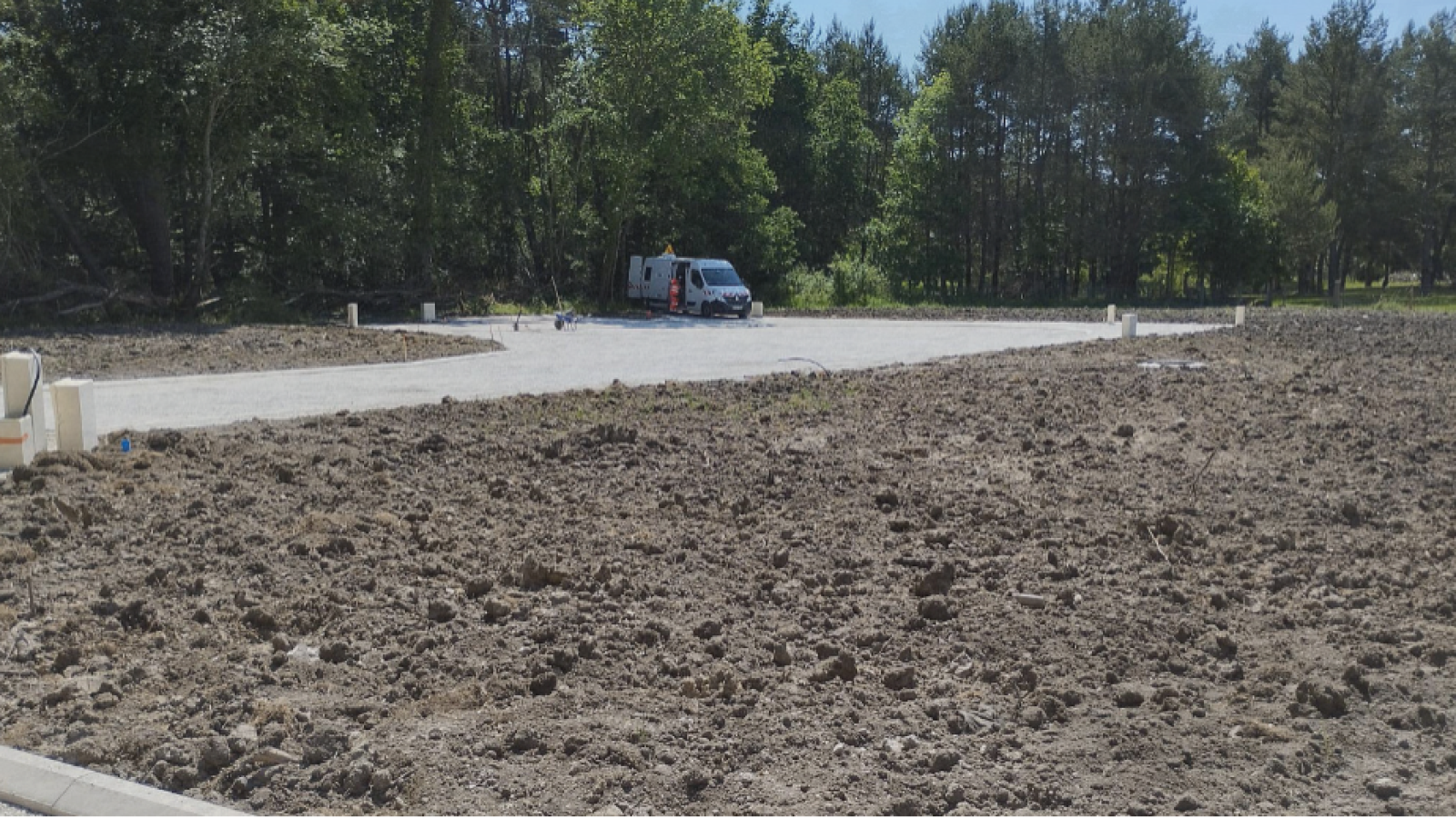 Terrain constructible de 680m2 à Ingré