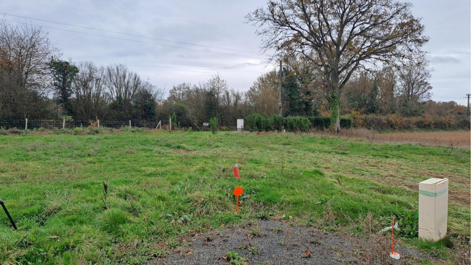 Terrain constructible de 609m2 à Erdre-en-Anjou