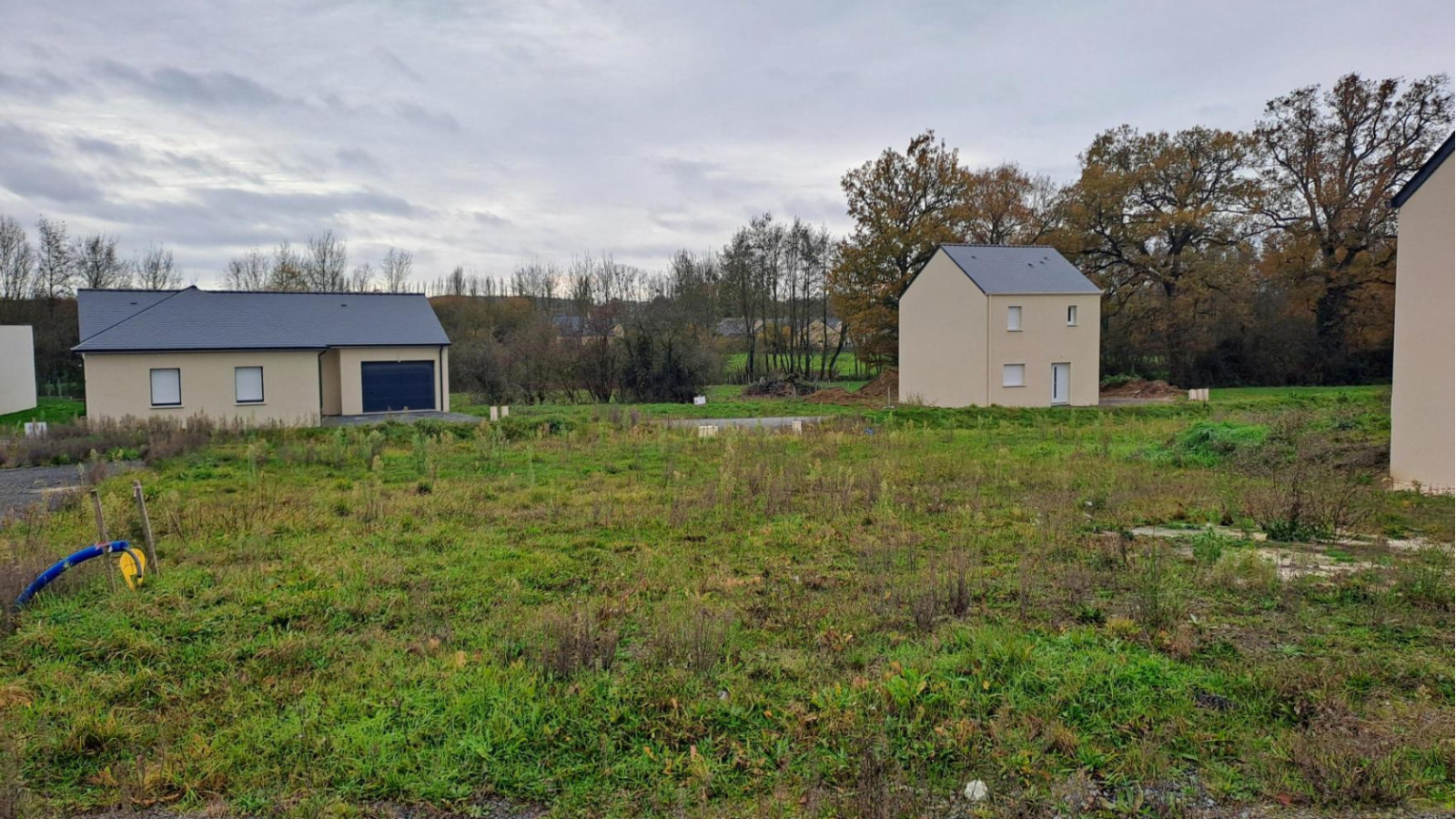 Terrain constructible de 382m2 à Erdre-en-Anjou