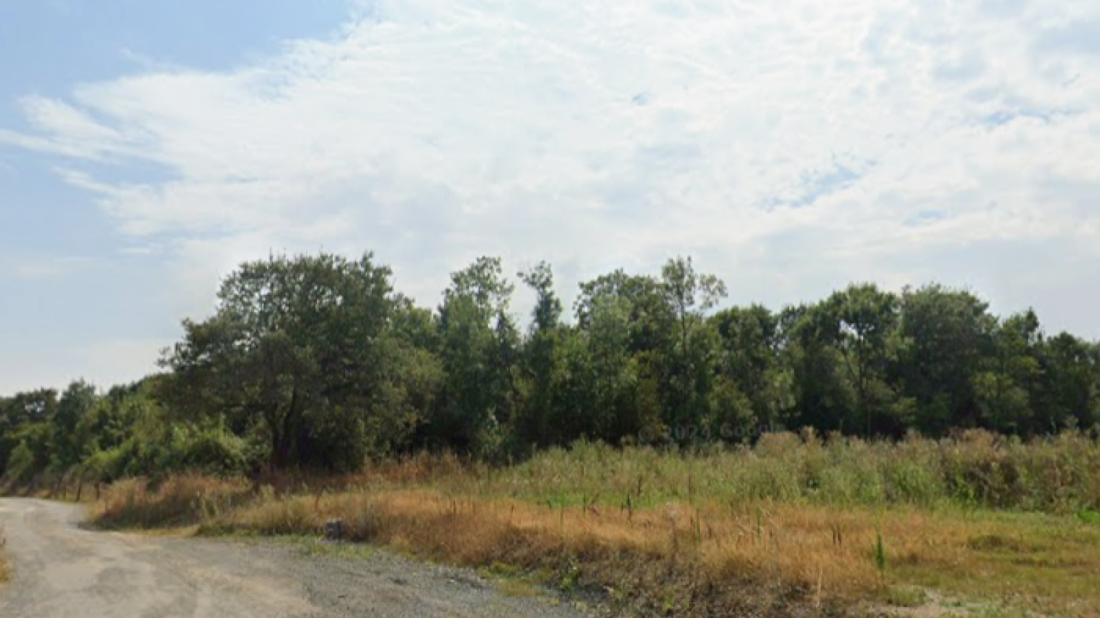 Terrain constructible de 795m2 à Le May-sur-Èvre