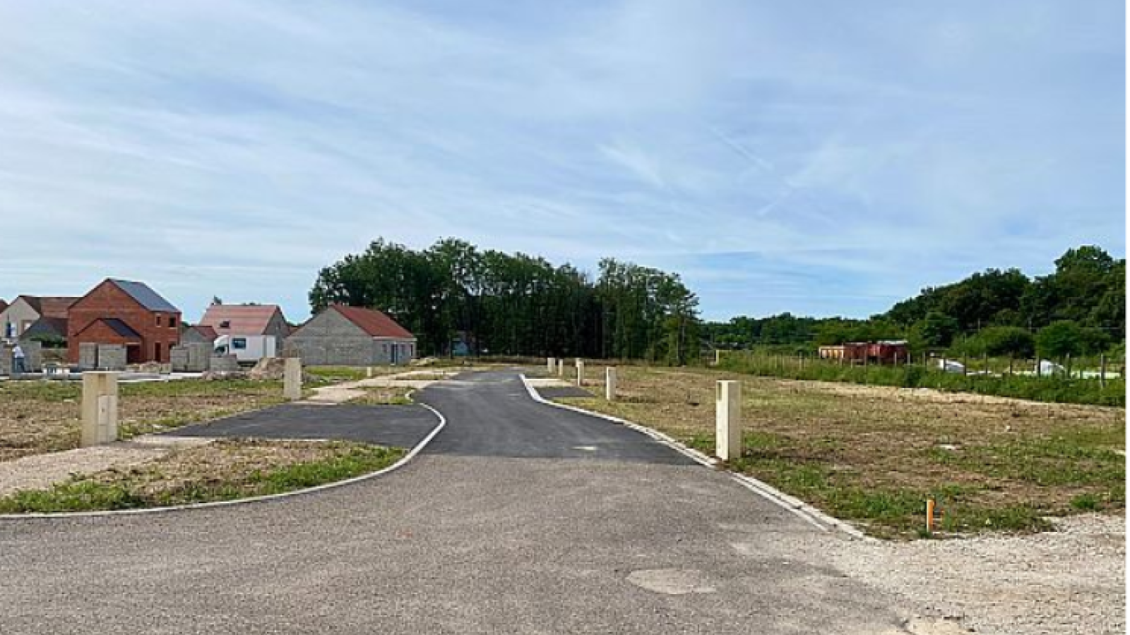Terrain constructible de 470m2 à La Ferté-Saint-Aubin