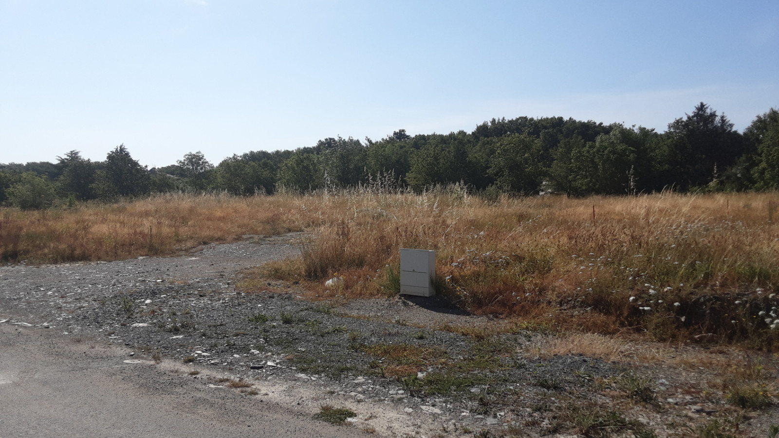 Terrain constructible de 776m2 à Les Garennes sur Loire