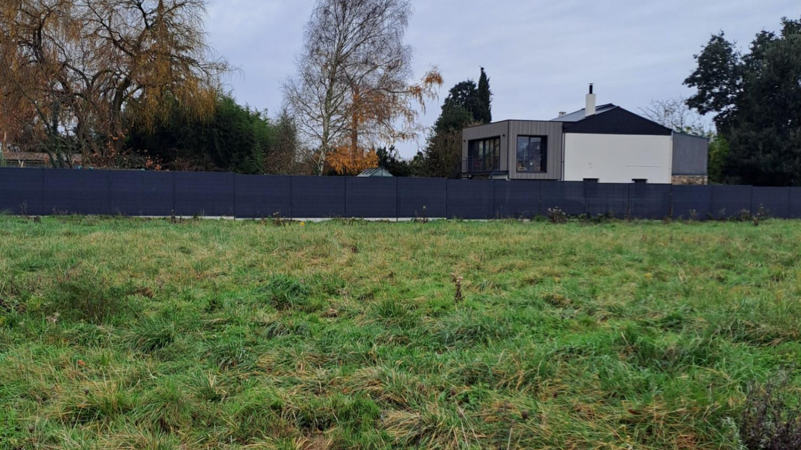 Terrain constructible de 403m2 à Loire-Authion