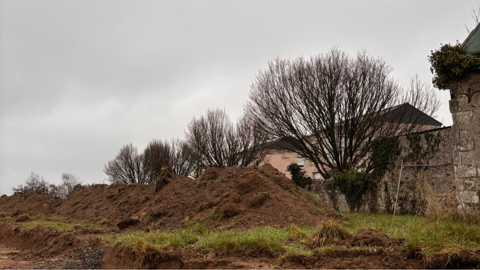 Terrain constructible de 384m2 à Mauges-sur-Loire
