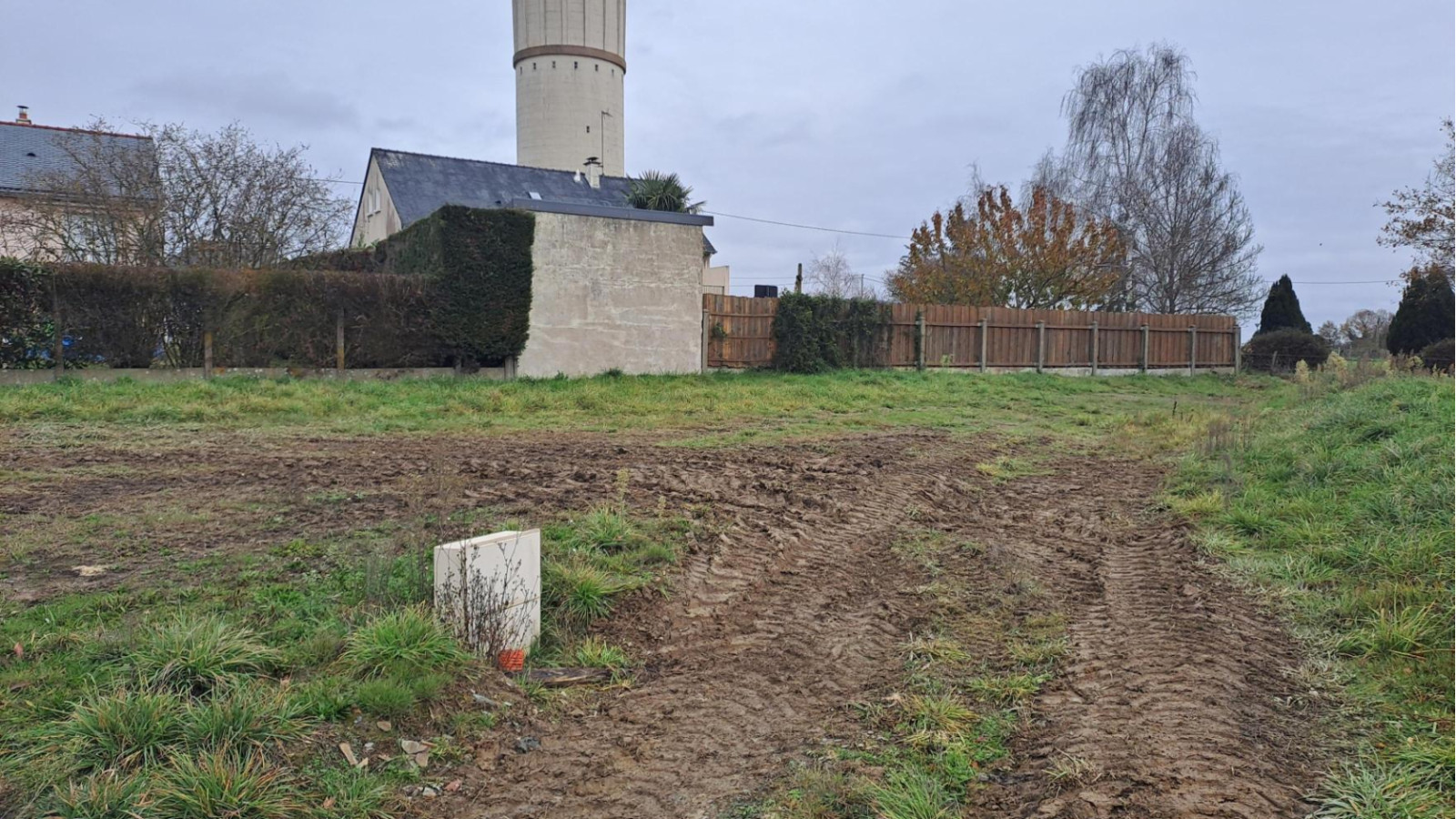 Terrain constructible de 351m2 à Erdre-en-Anjou