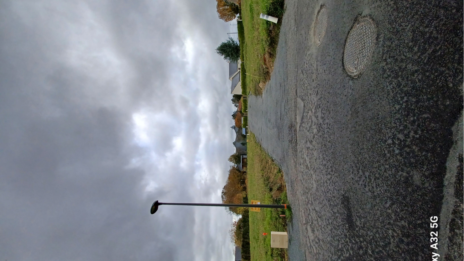 Terrain constructible de 395m2 à Terranjou