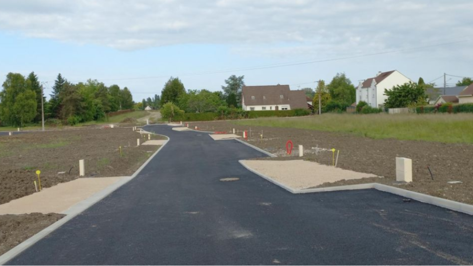 Terrain constructible de 403m2 à Rebréchien