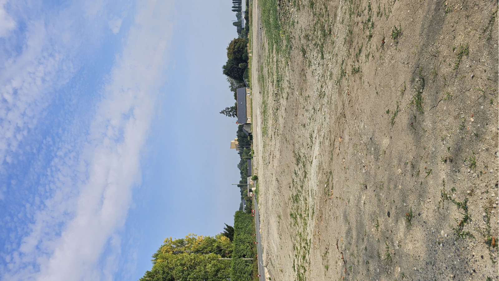 Terrain constructible de 416m2 à Longué-Jumelles