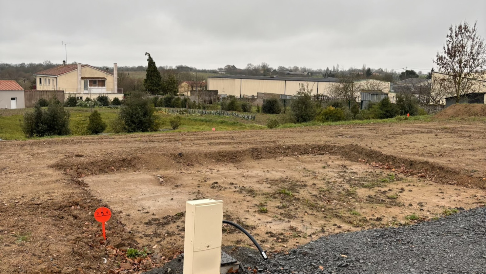 Terrain constructible de 387m2 à Mauges-sur-Loire