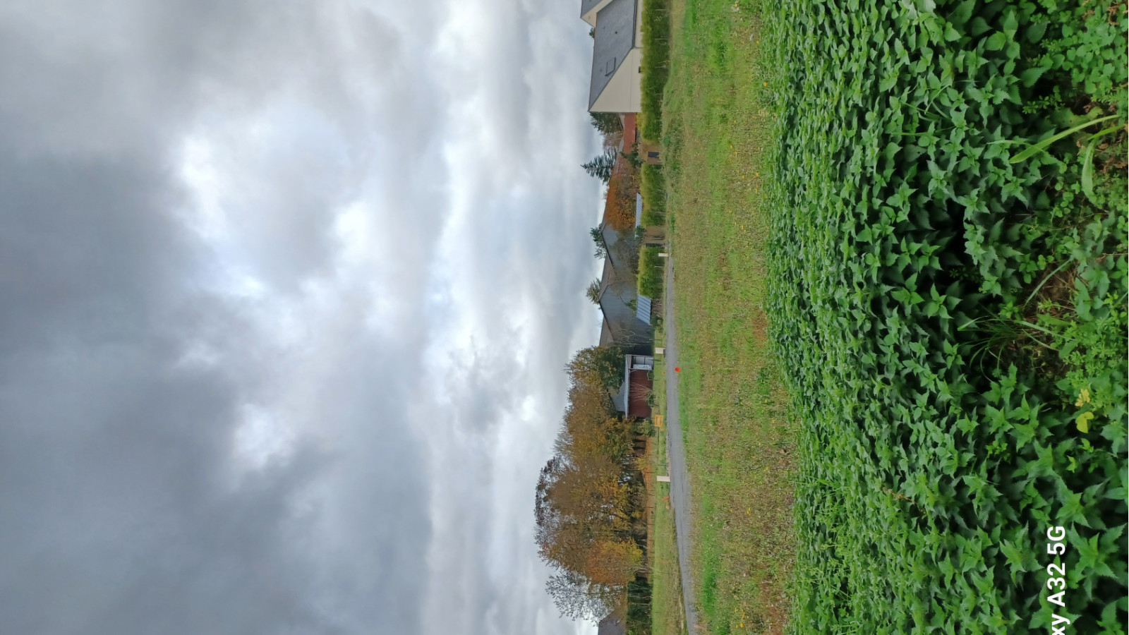 Terrain constructible de 431m2 à Terranjou