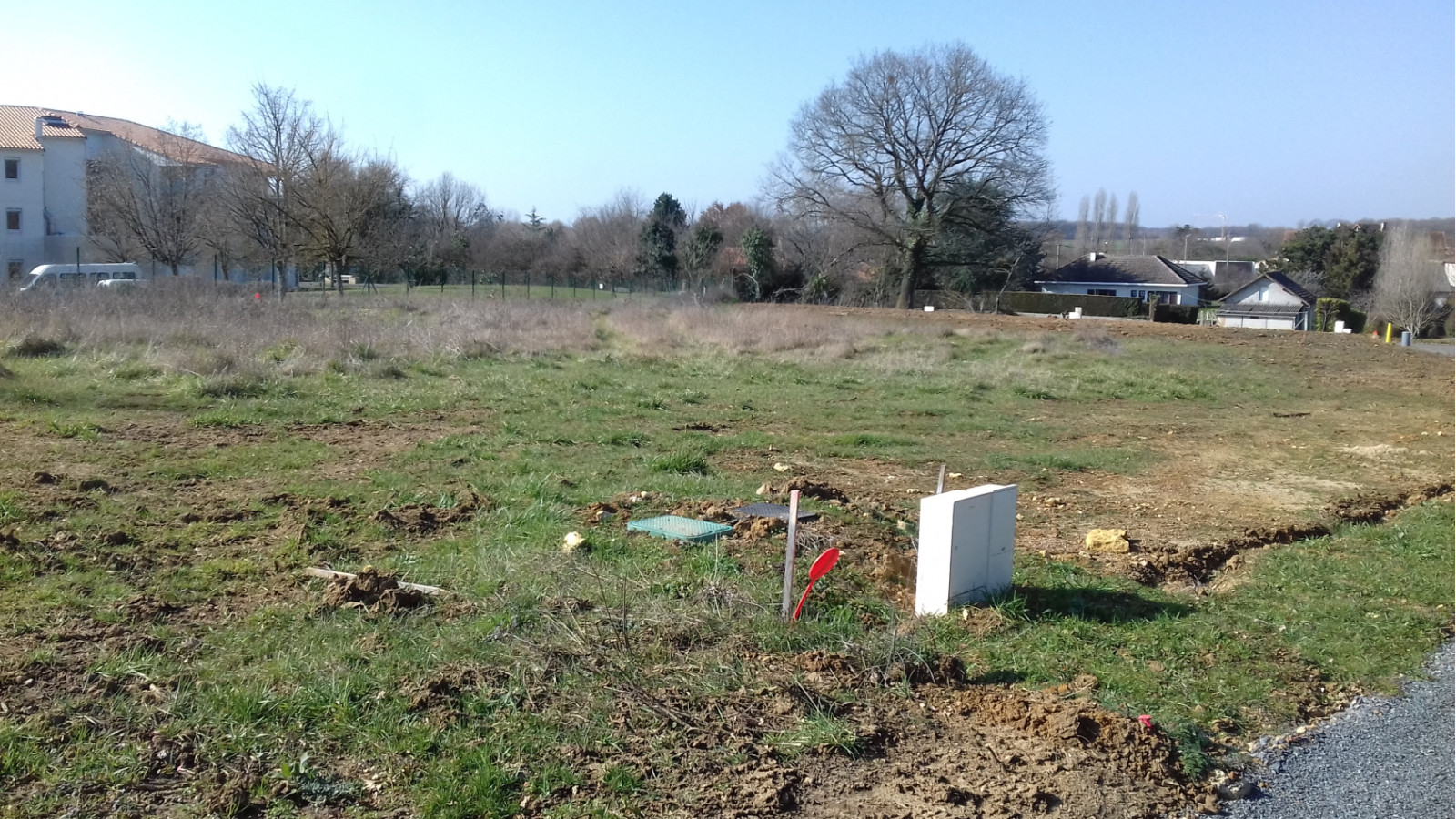 Terrain constructible de 1500m2 à Angles-sur-l'Anglin