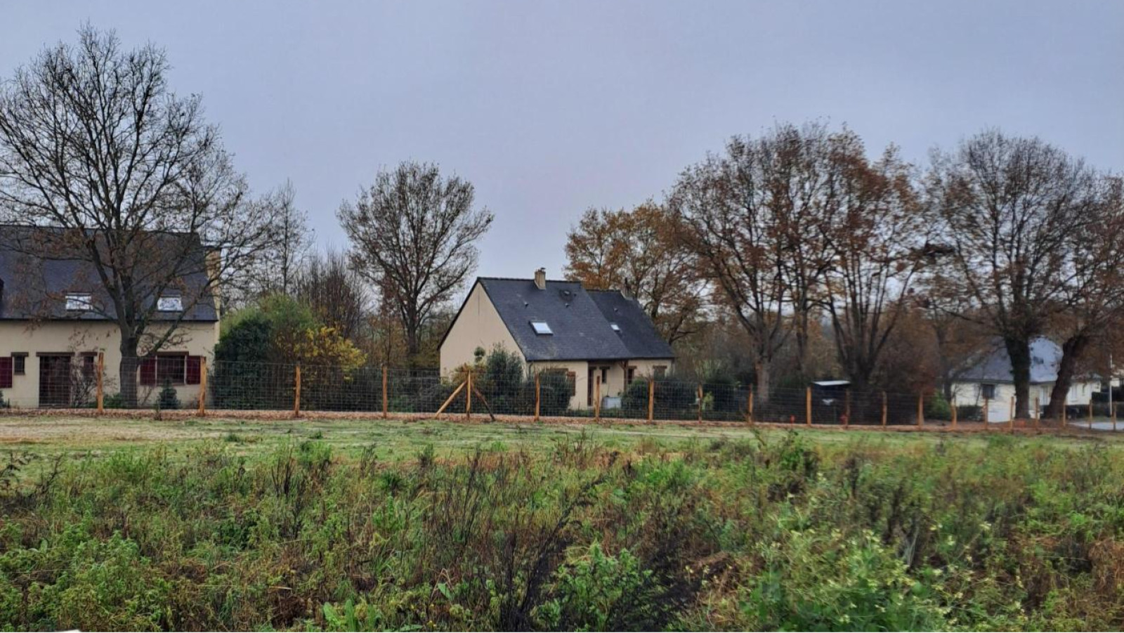 Terrain constructible de 504m2 à Segré-en-Anjou Bleu