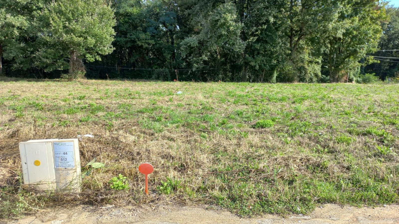 Terrain constructible de 512m2 à Veigné