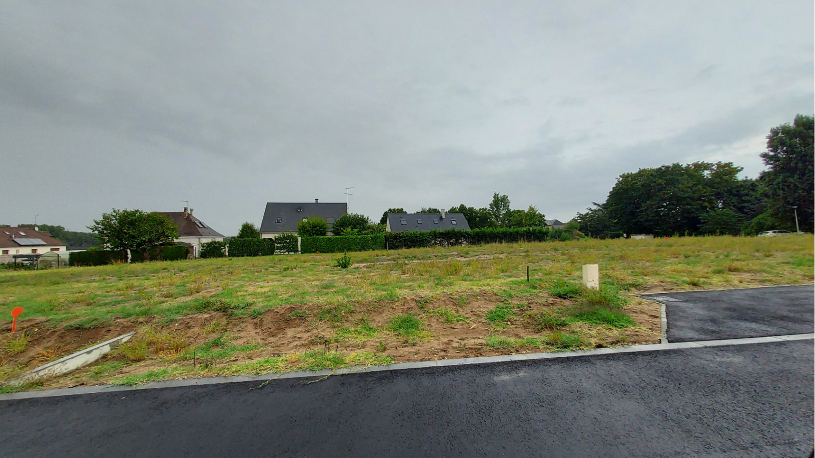 Terrain constructible de 512m2 à Vineuil