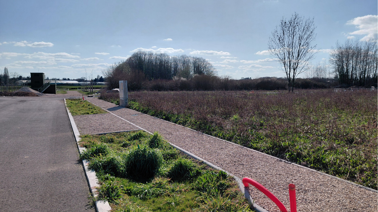 Terrain constructible de 372m2 à Orléans