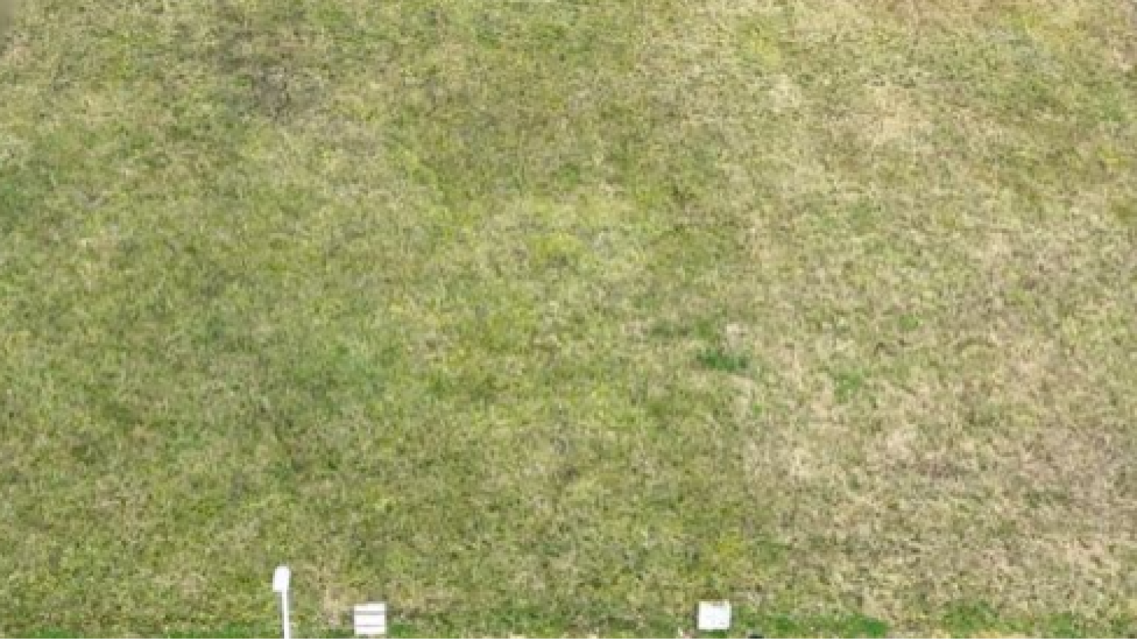 Terrain constructible de 1300m2 à Crottes-en-Pithiverais