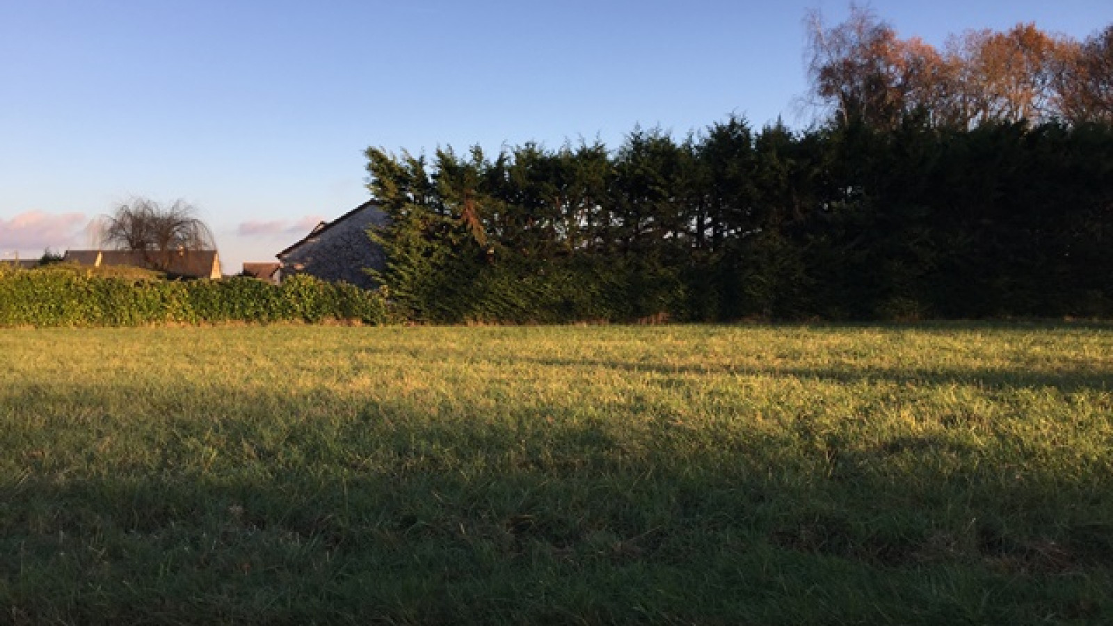 Terrain constructible de 450m2 à Notre-Dame-d'Oé