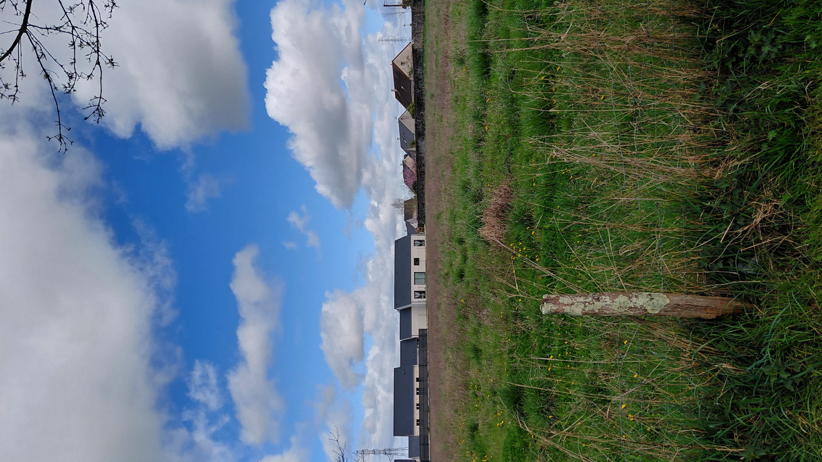 Terrain constructible de 600m2 à Saint-Laurent-en-Gâtines