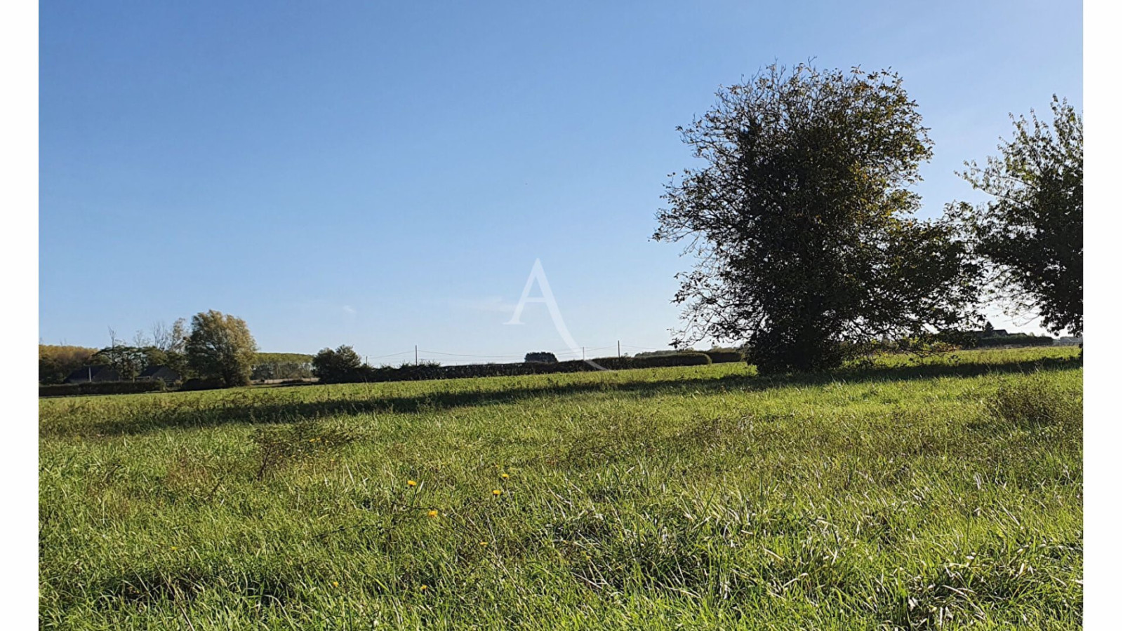 Terrain constructible de 546m2 à Sorigny