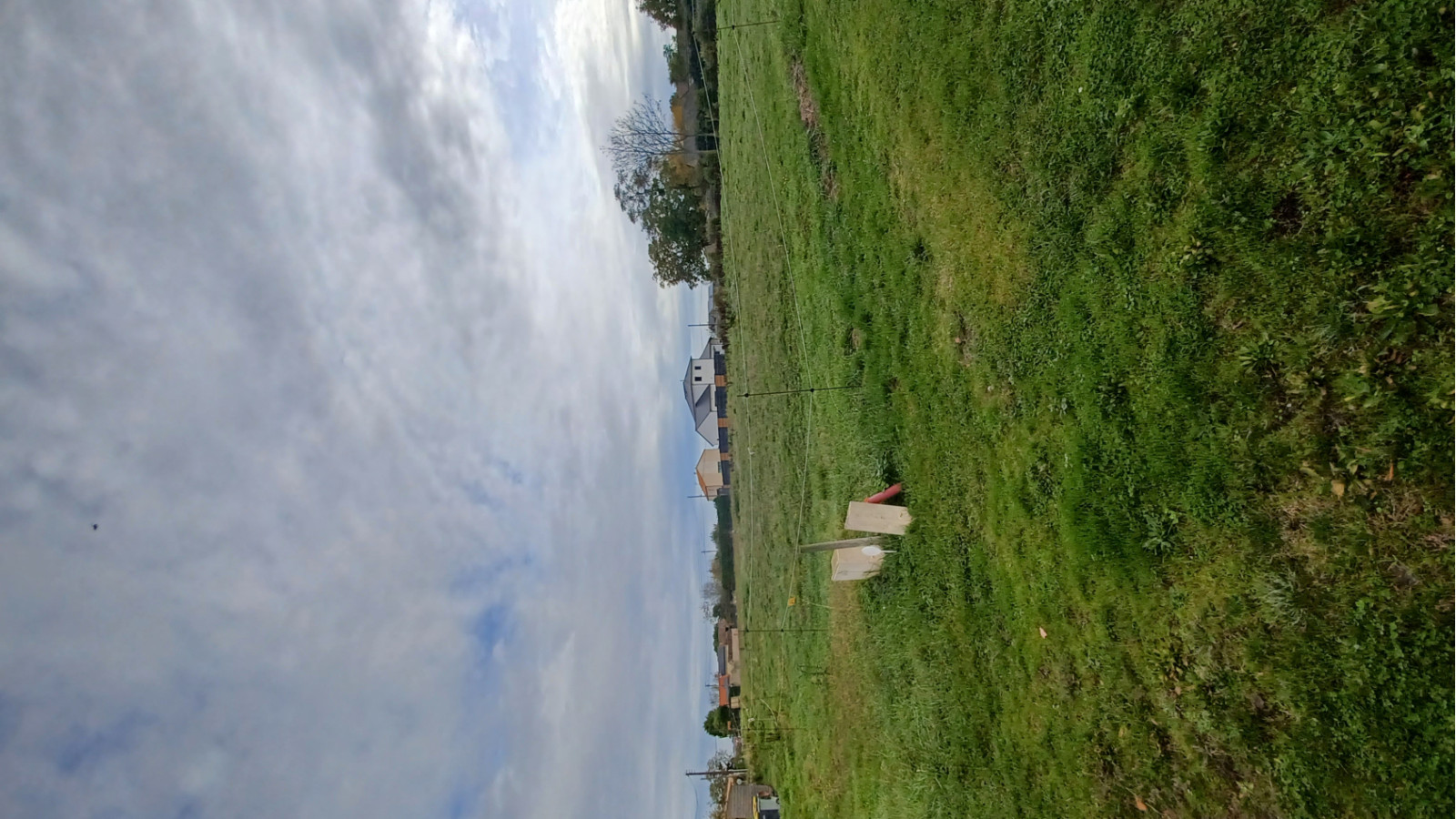 Terrain constructible de 586m2 à Saint-Macaire-du-Bois