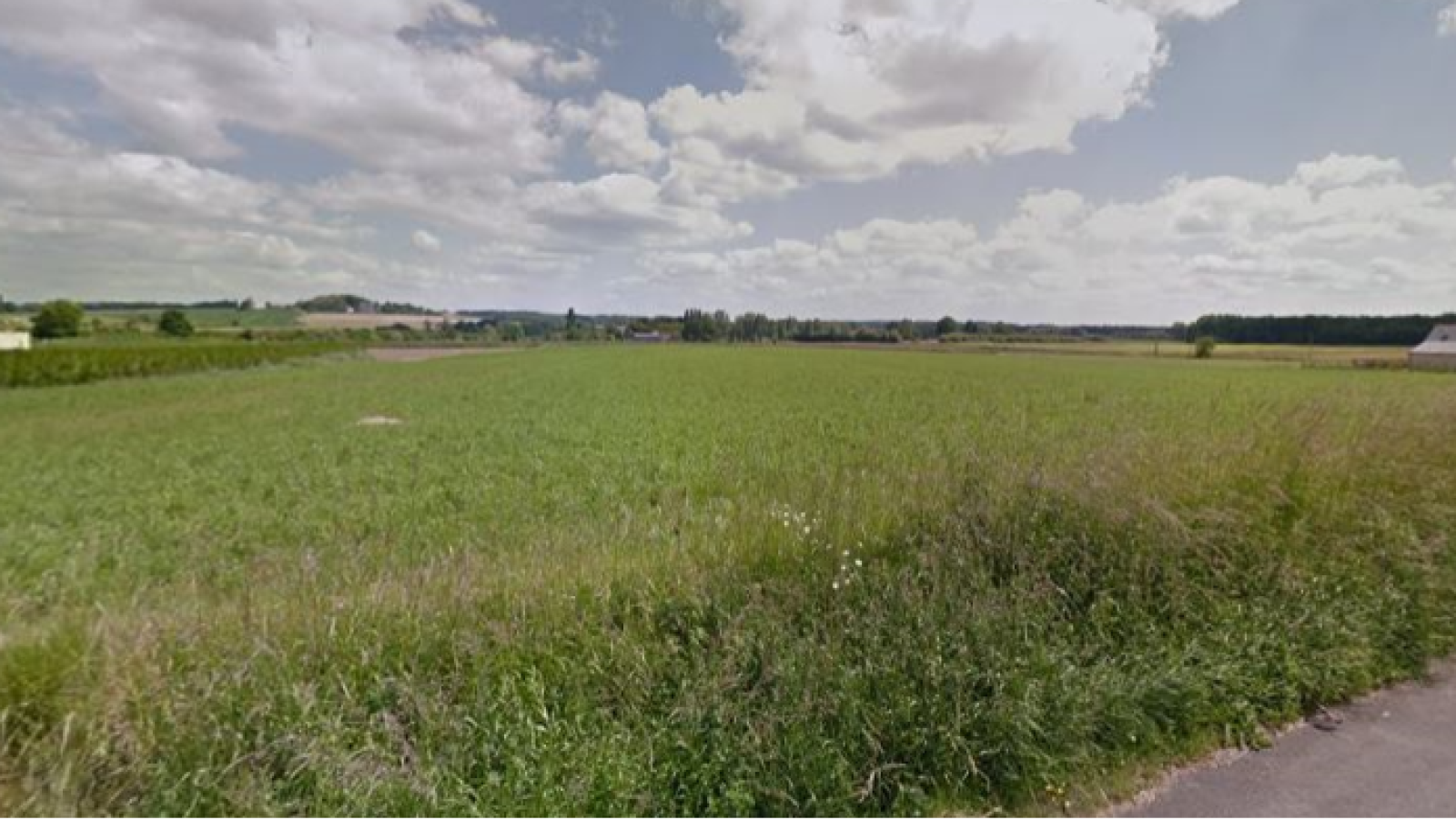 Terrain constructible de 449m2 à Jarzé Villages