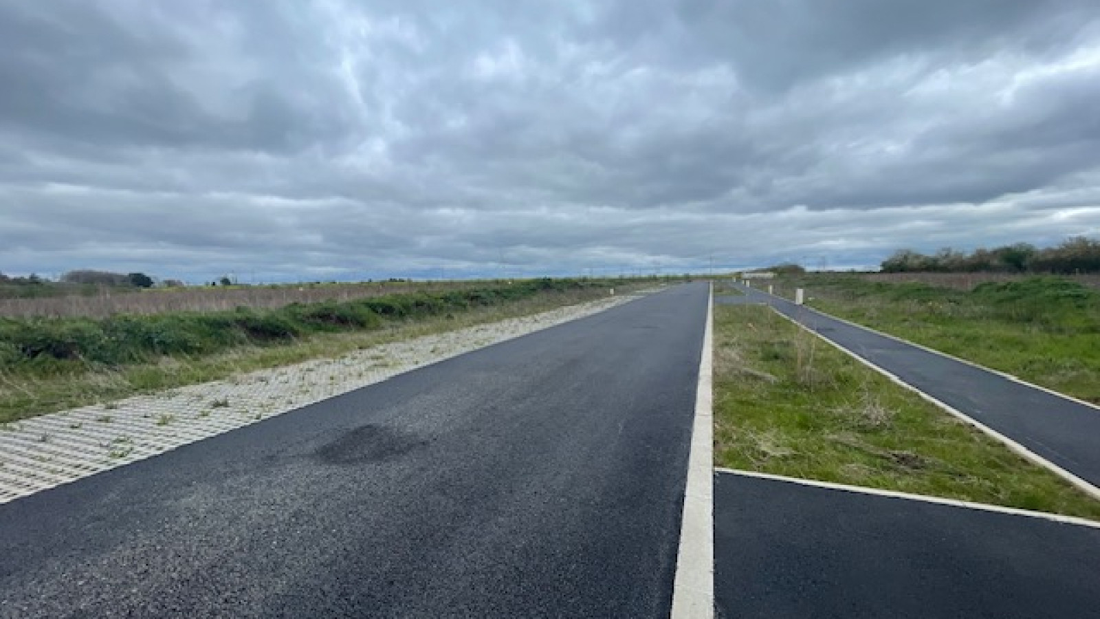 Terrain constructible de 607m2 à Fresnay-l'Évêque