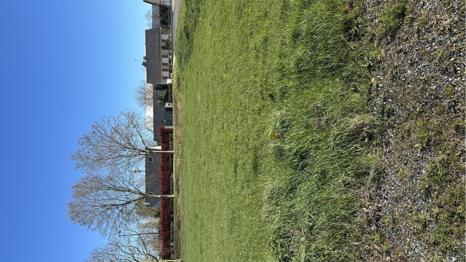 Terrain constructible de 499m2 à Loire-Authion