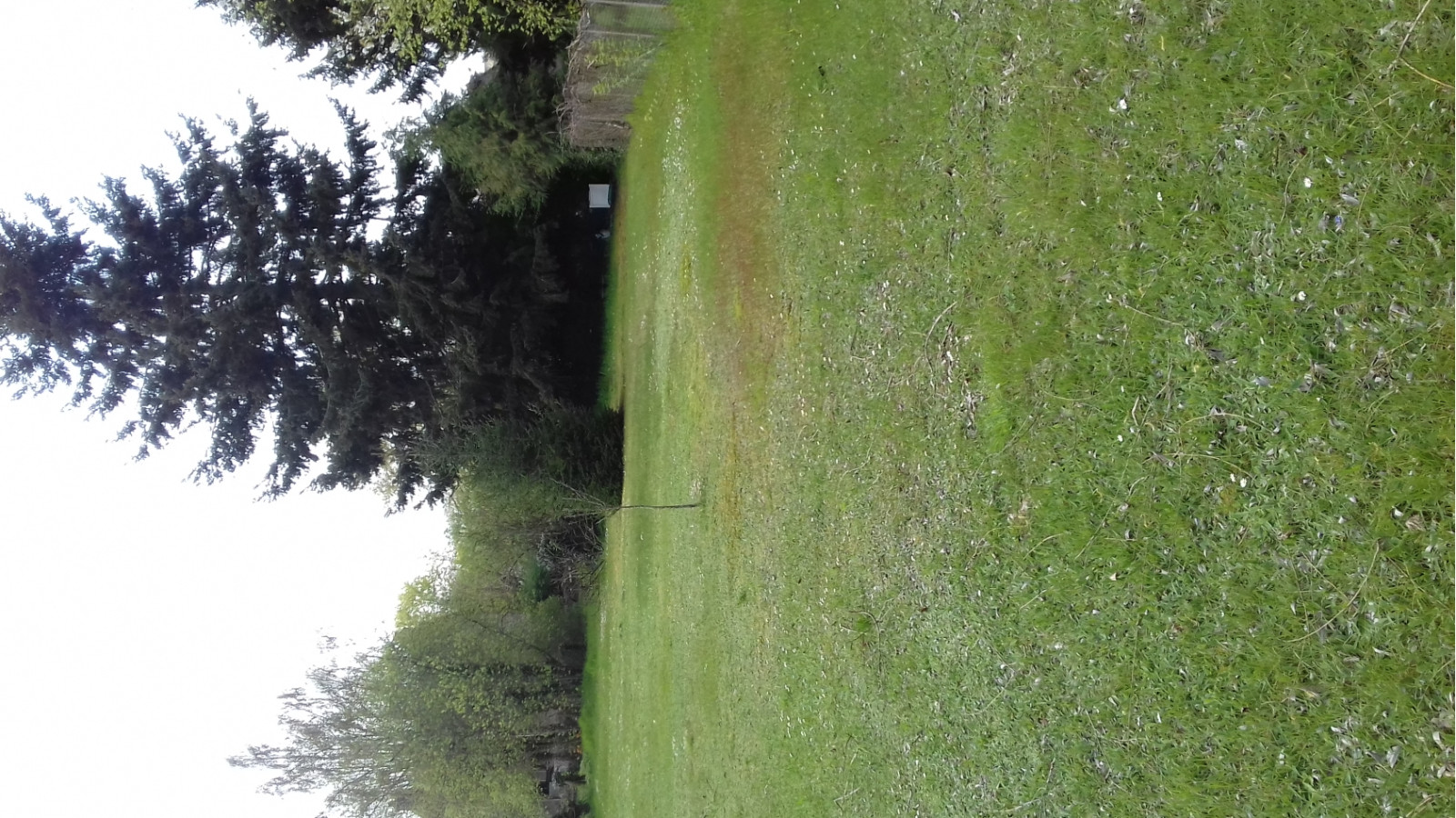 Terrain constructible de 764m2 à Aufferville