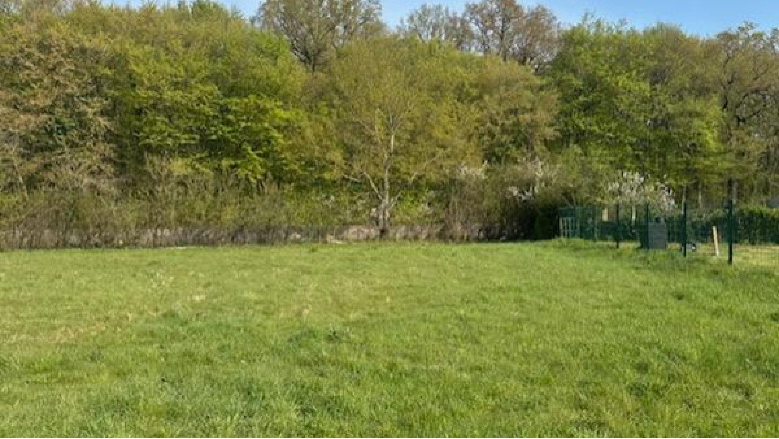 Terrain constructible de 388m2 à Erdre-en-Anjou