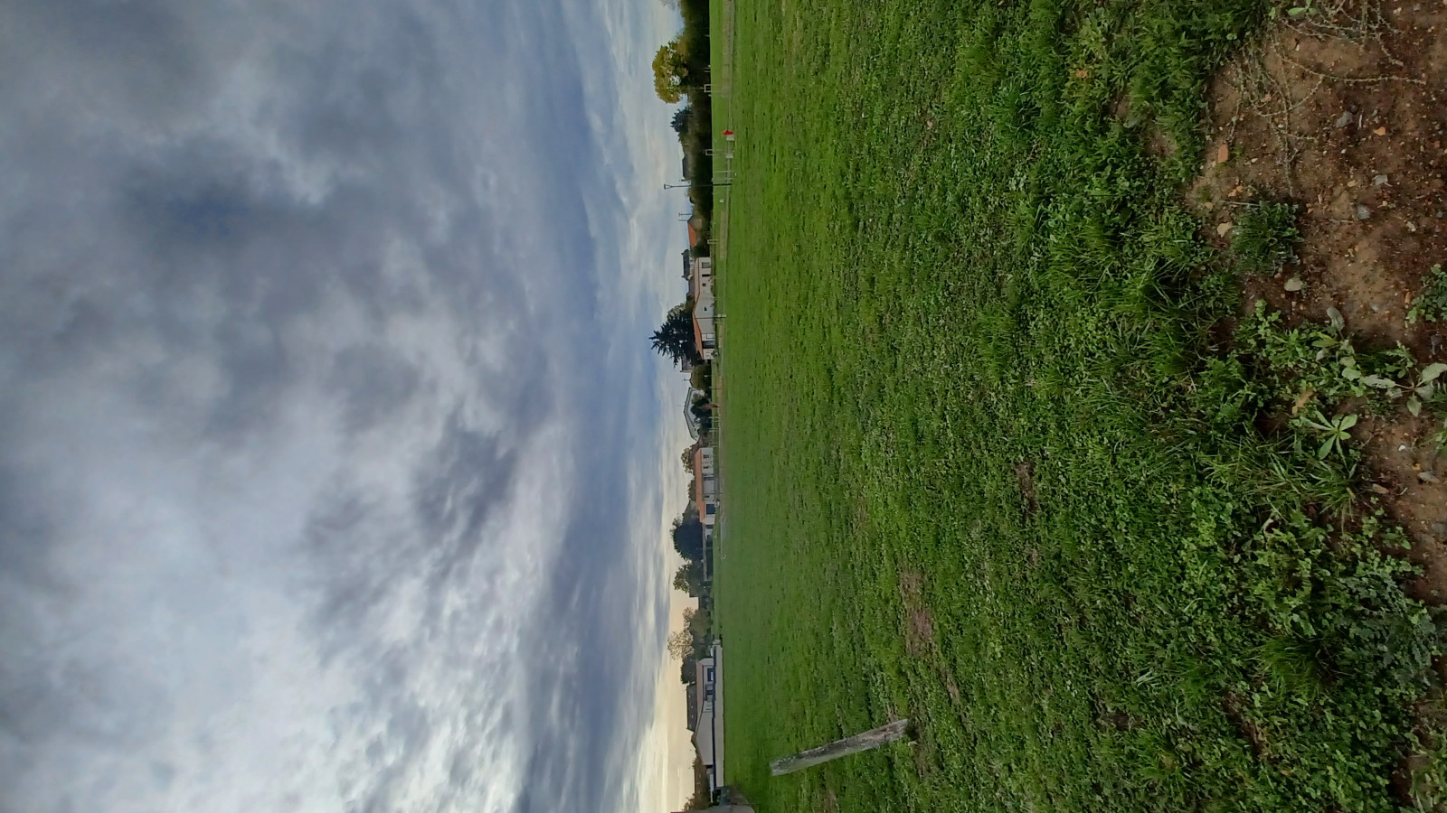 Terrain constructible de 506m2 à Loretz-d'Argenton