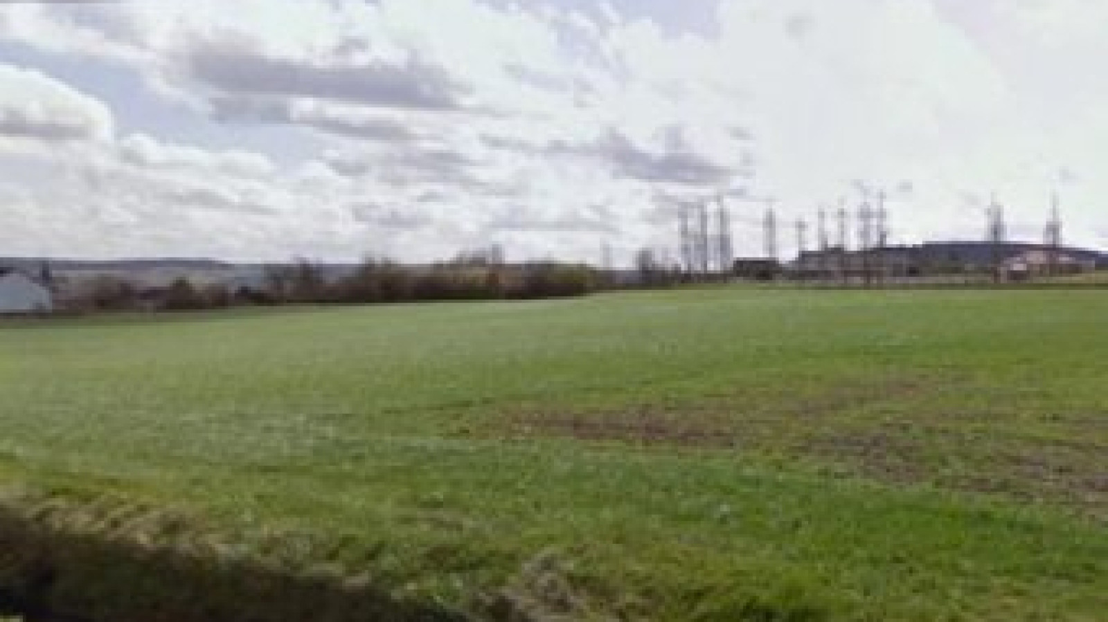 Terrain constructible de 901m2 à Lésigny