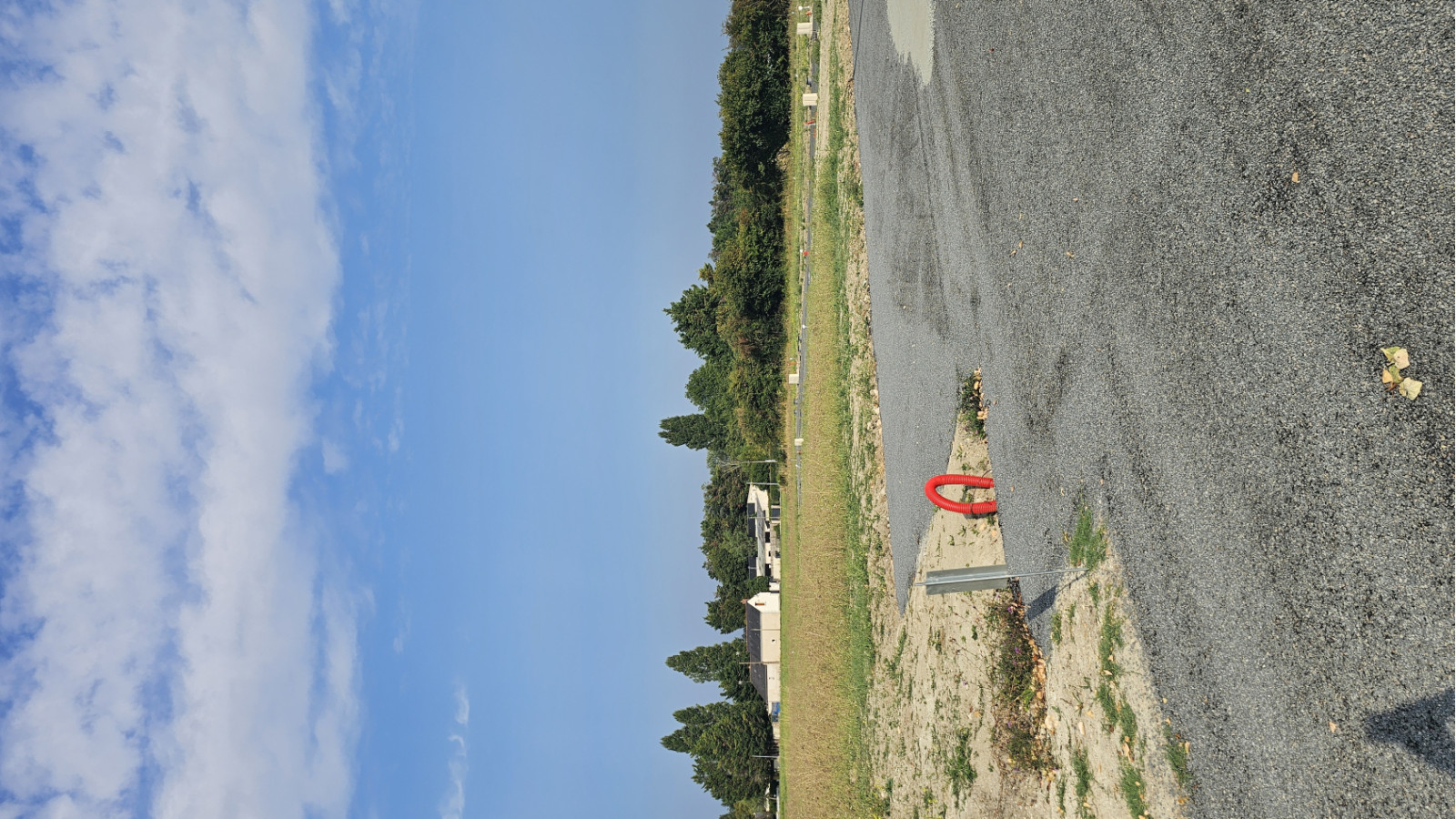 Terrain constructible de 210m2 à Longué-Jumelles