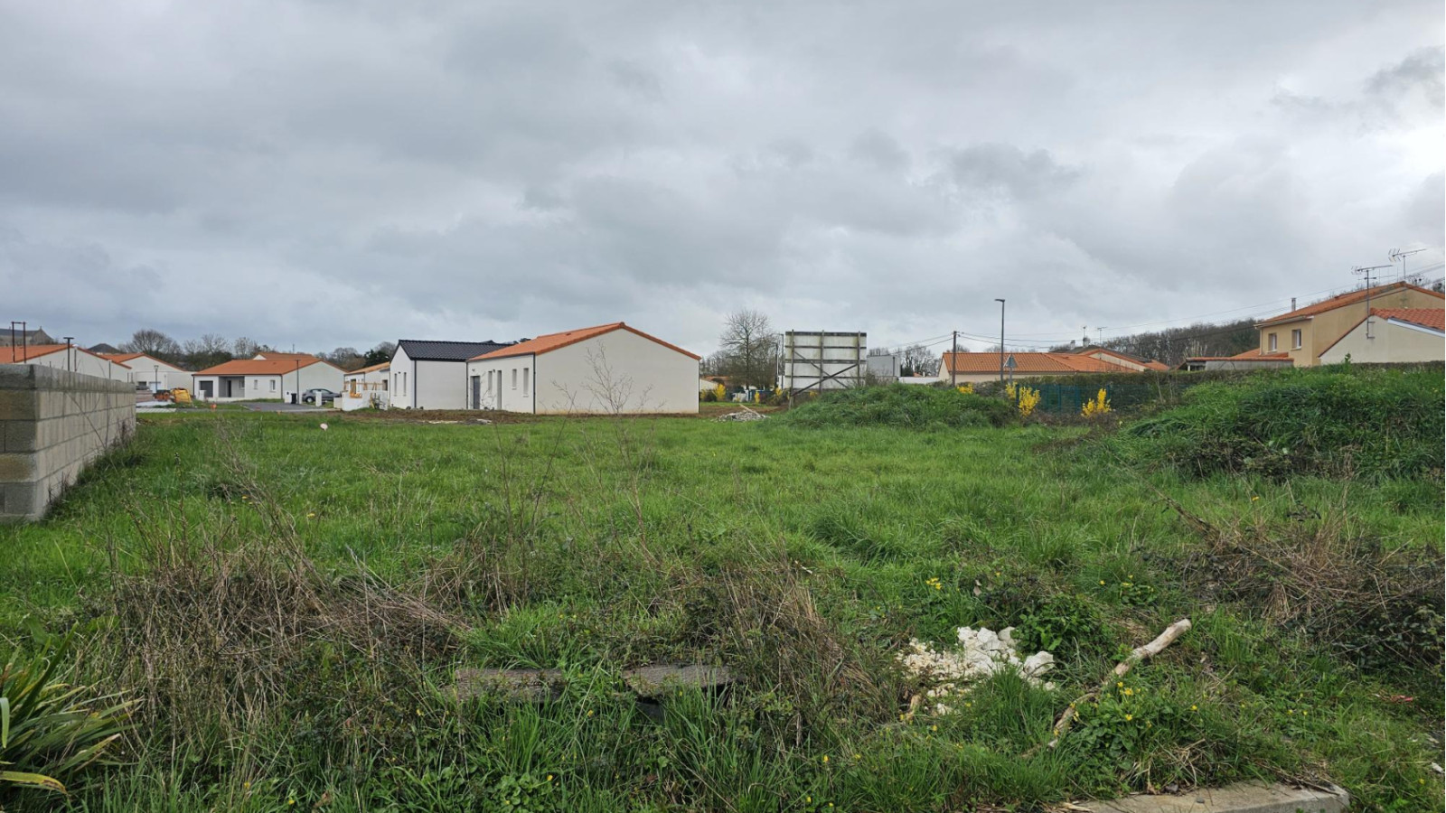 Terrain constructible de 494m2 à Cholet