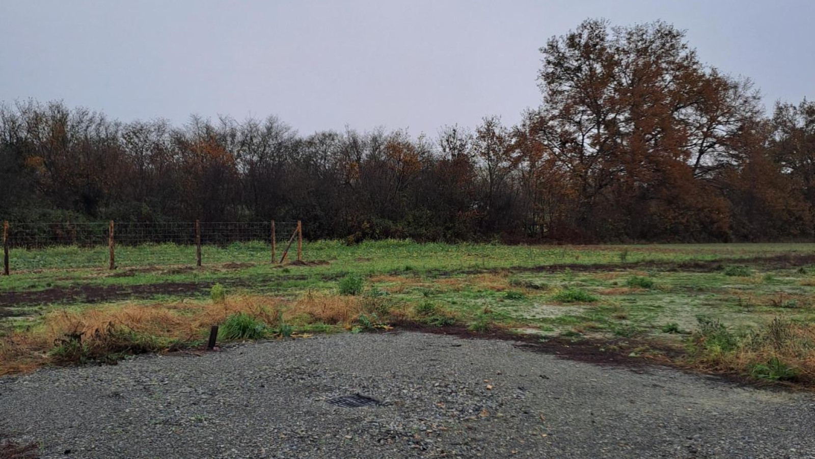 Terrain constructible de 335m2 à Segré-en-Anjou Bleu