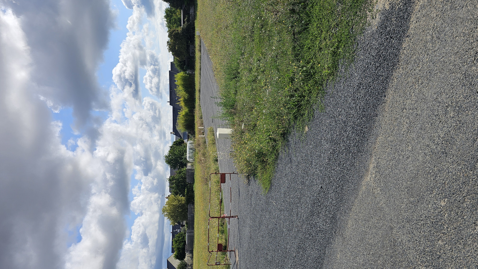 Terrain constructible de 945m2 à Varrains