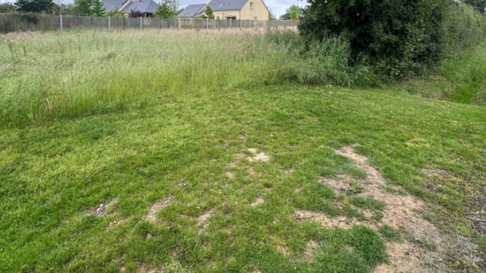 Terrain constructible de 727m2 à Bellevigne-en-Layon