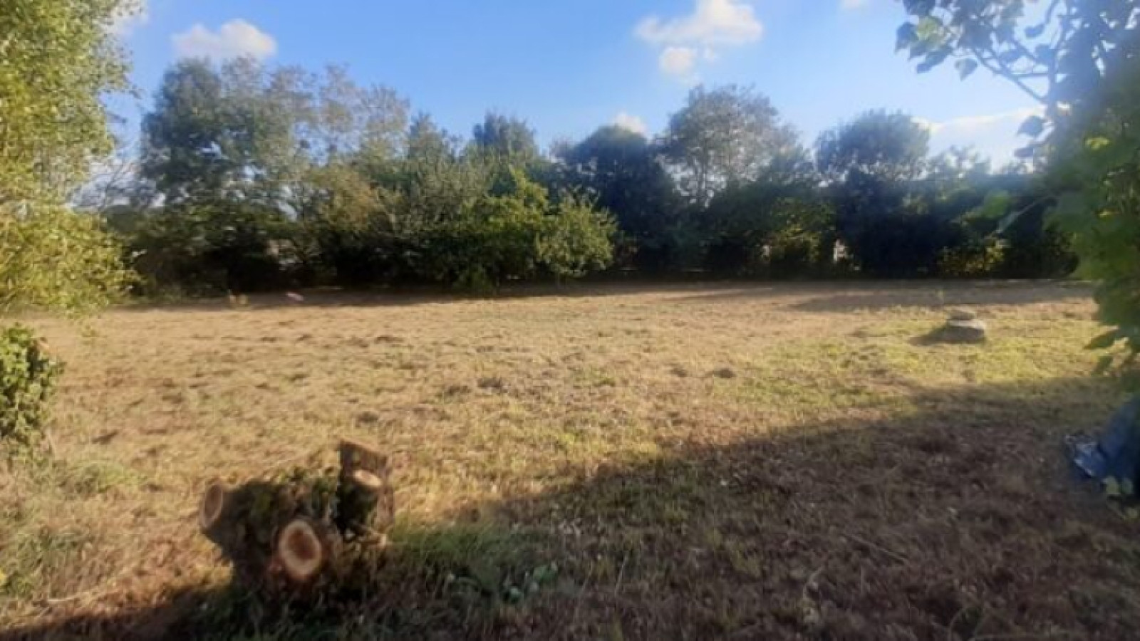 Terrain constructible de 1329m2 à Les Garennes sur Loire