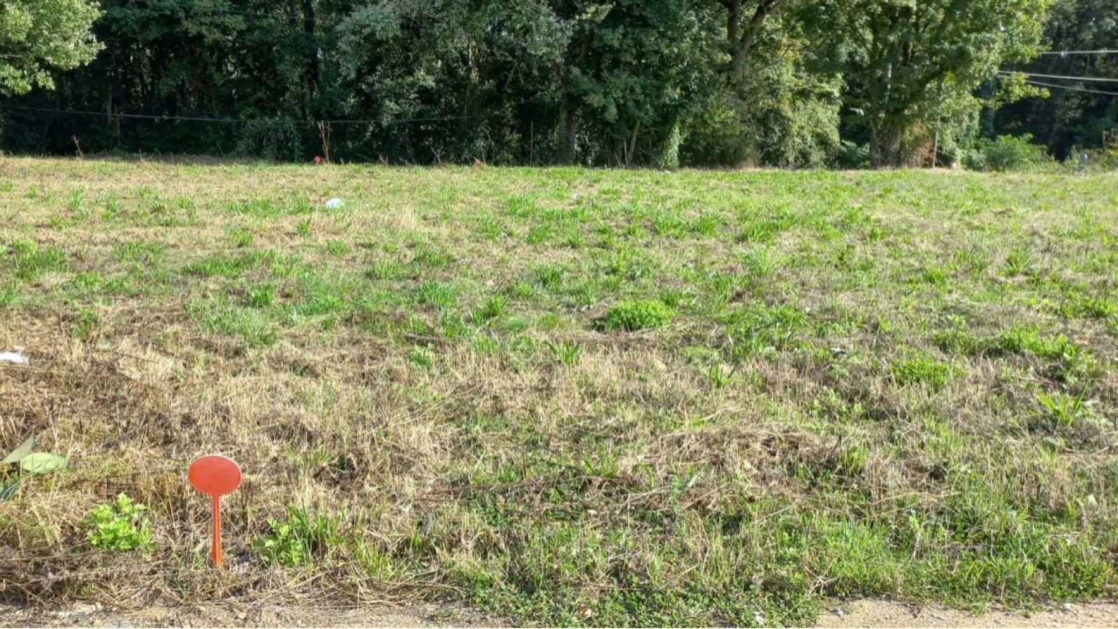 Terrain constructible de 757m2 à Veigné
