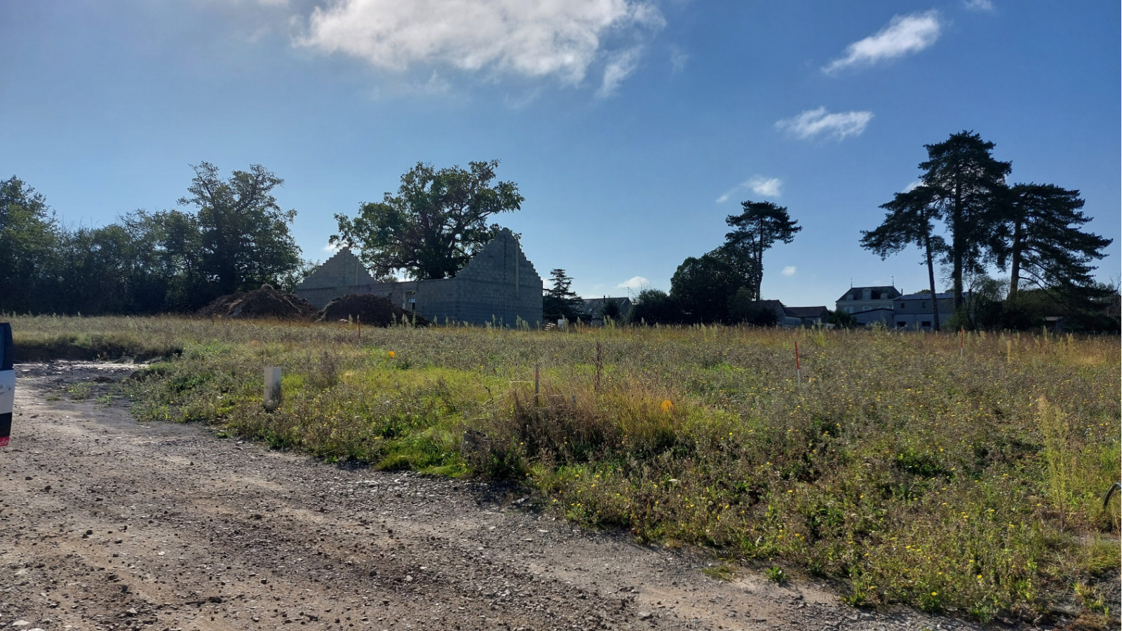 Terrain constructible de 489m2 à Soulaire-et-Bourg