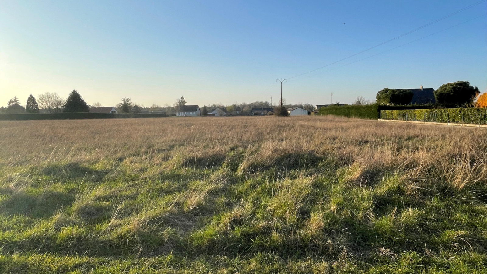 Terrain constructible de 433m2 à Ferrière-sur-Beaulieu