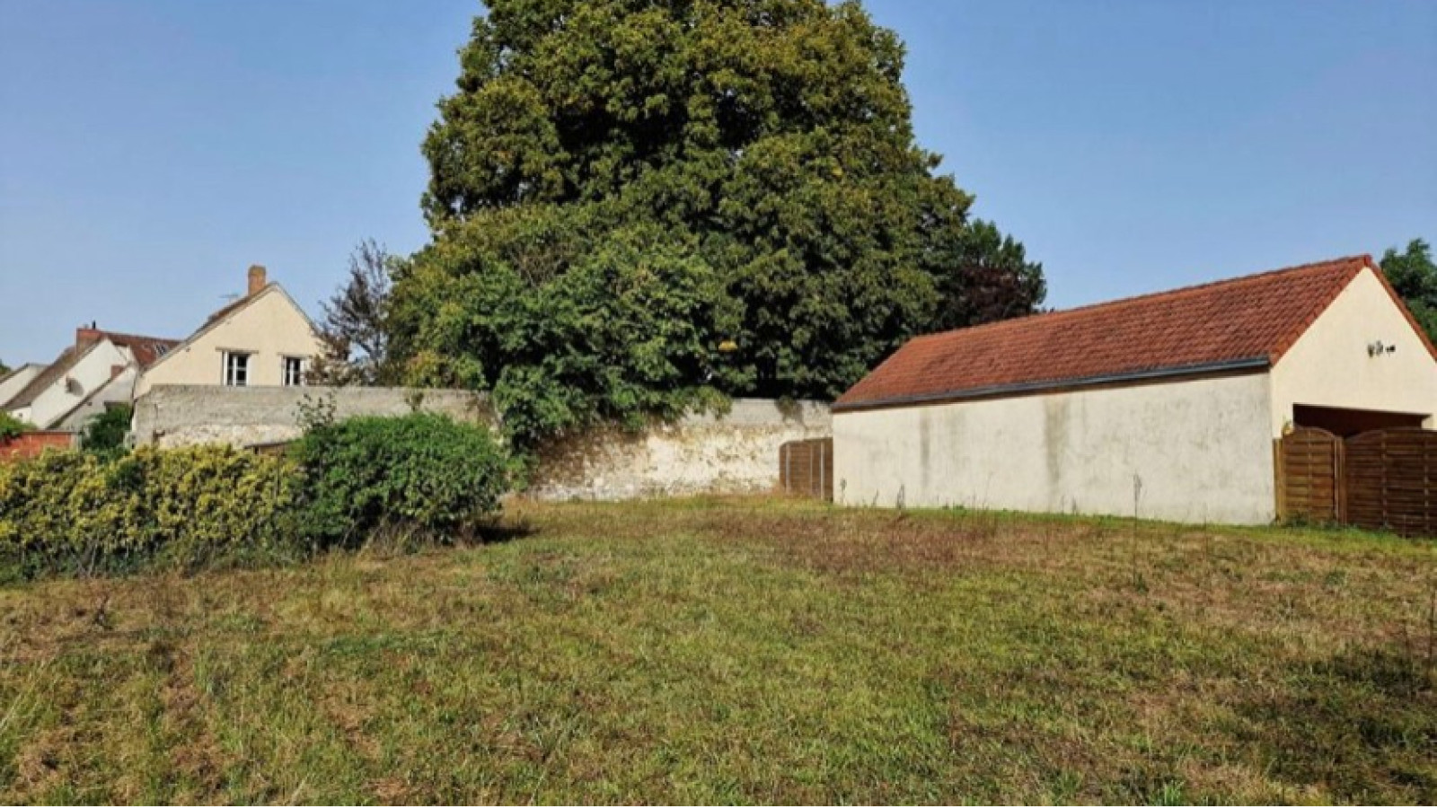 Terrain constructible de 600m2 à Gambais