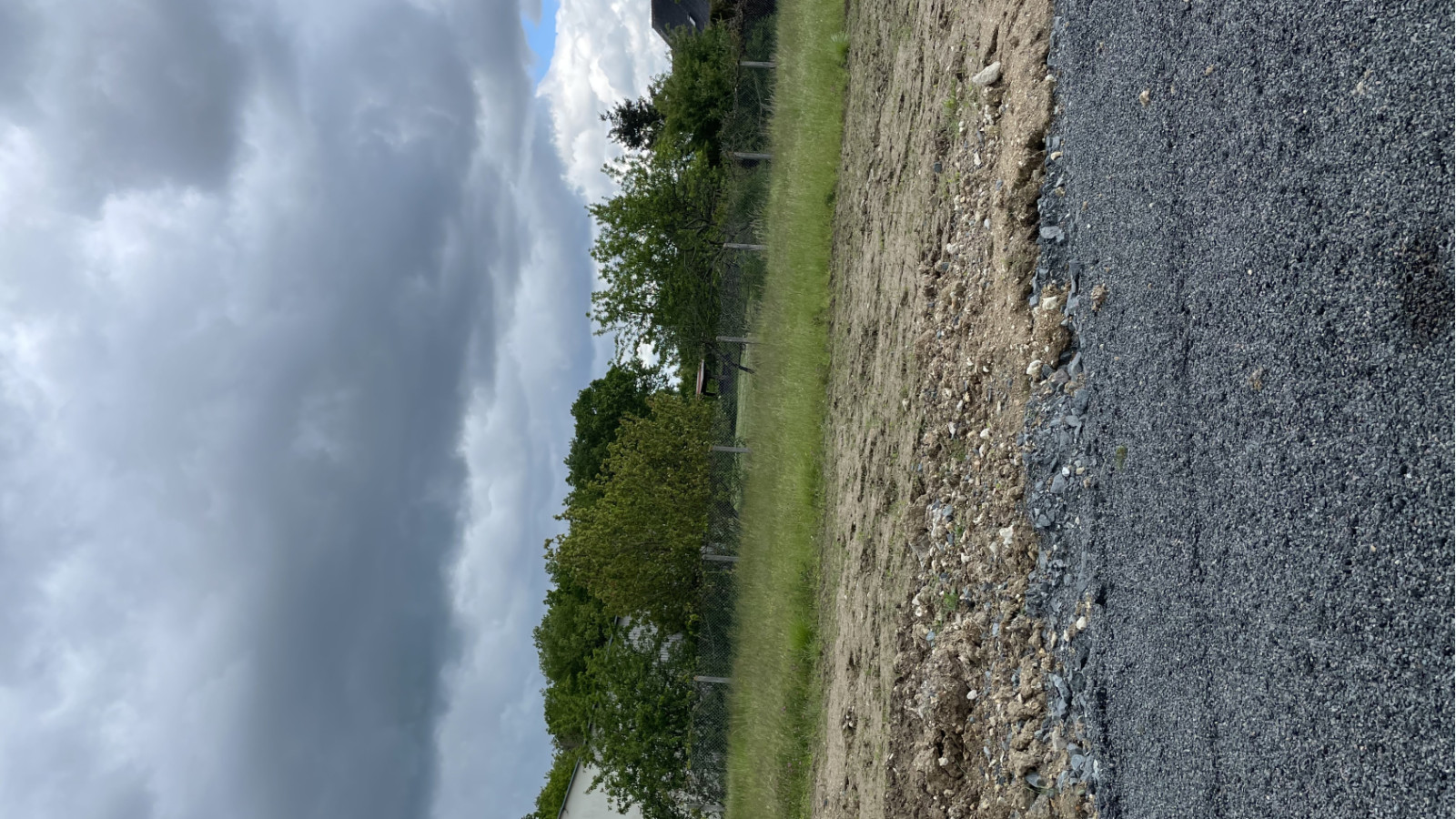 Terrain constructible de 420m2 à Beaumont-Louestault