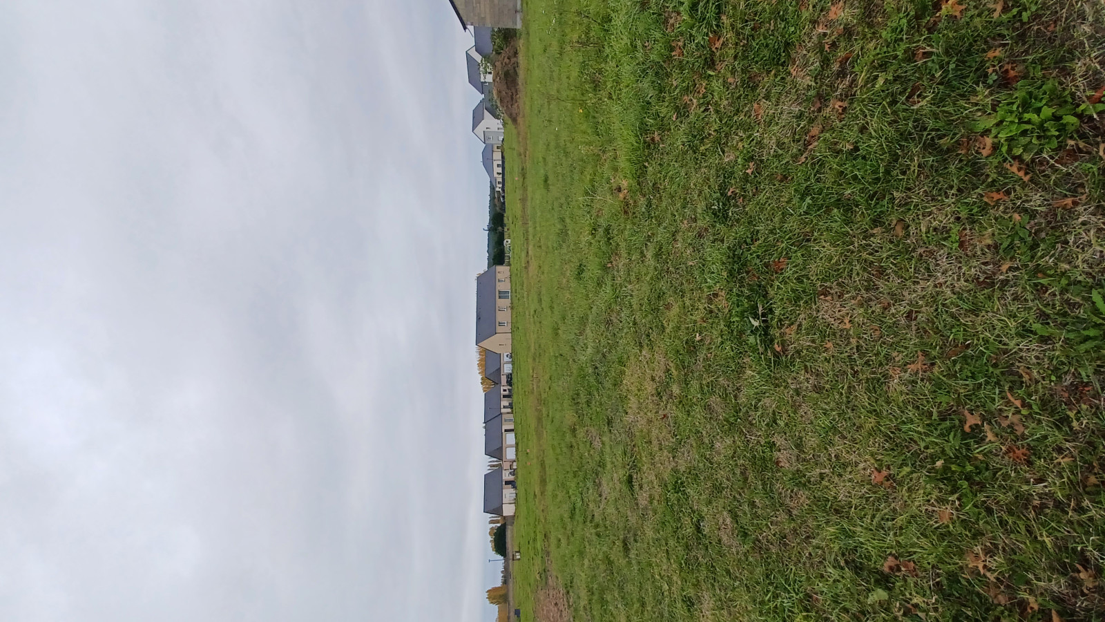 Terrain constructible de 571m2 à Allonnes